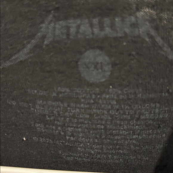 Metallica - Picture 2 of 2
